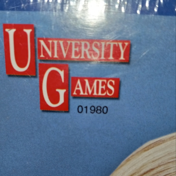 Chicks Battle the Dudes, made by University Games, Brand New & Sealed - Picture 4 of 7